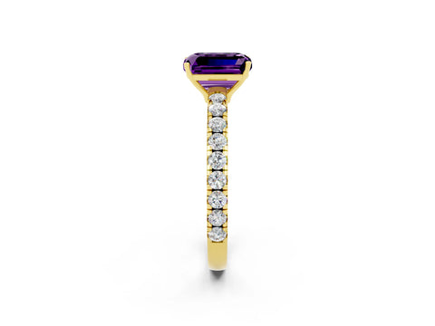 Yellow gold Emerald Cut Amethyst Pavé Solitaire Engagement Ring with Four-Prong Setting_14