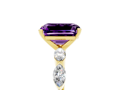 Yellow gold Emerald Cut Amethyst Ring with Marquise Side Stones and Prong Setting_5