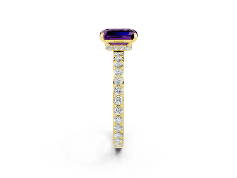 Yellow gold Emerald Cut Amethyst Ring with Pavé Band and Four-Prong Setting_2