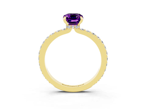 Yellow gold Emerald Cut Amethyst Ring with Pavé Band and Four-Prong Setting_3
