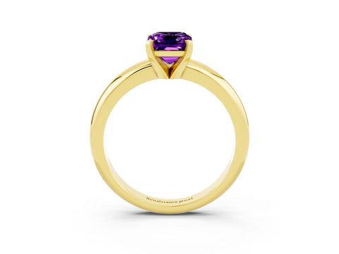 Yellow gold Emerald Cut Amethyst Solitaire Engagement Ring with Round Band and Four-Prong Setting_3