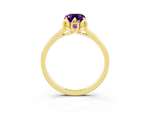 Yellow gold Emerald Cut Amethyst Solitaire Ring with Flower Prong Setting and Classic Band_15