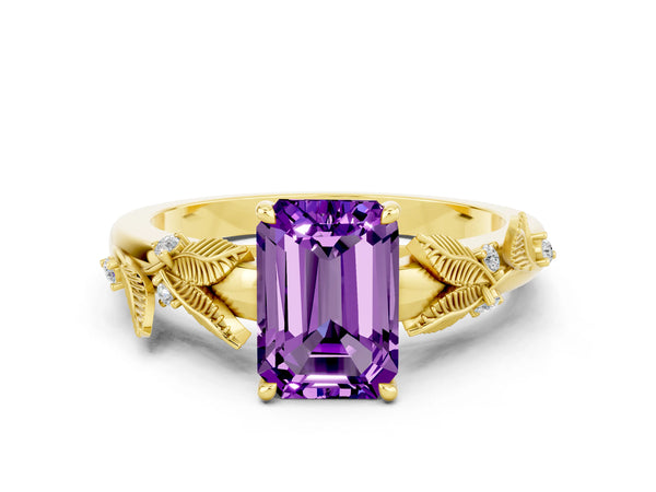 Yellow gold Emerald Cut Amethyst Solitaire Ring with Leaf Motif Band and Four-Prong Setting