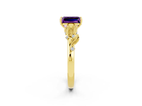 Yellow gold Emerald Cut Amethyst Solitaire Ring with Leaf Motif Band and Four-Prong Setting_2