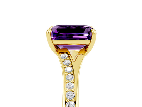 Yellow gold Emerald Cut Amethyst Solitaire Ring with Pavé Band and Prong Setting_29