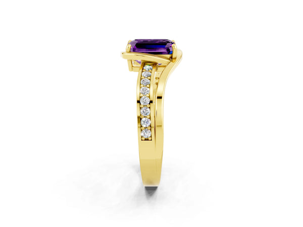 Yellow gold Emerald Cut Amethyst Solitaire Ring with Split Shank and Prong Setting