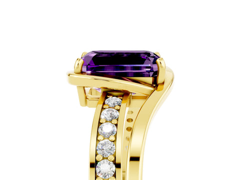 Yellow gold Emerald Cut Amethyst Solitaire Ring with Split Shank and Prong Setting_5