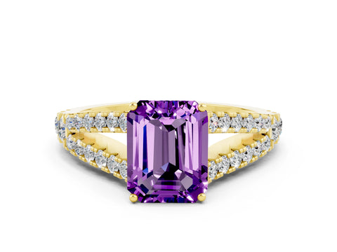 Yellow gold Emerald Cut Amethyst Split Shank Pavé Engagement Ring with Four-Prong Setting_12