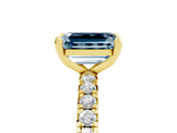 Yellow gold Emerald Cut Aquamarine Pavé Solitaire Ring with Round Band and Prong Setting_29