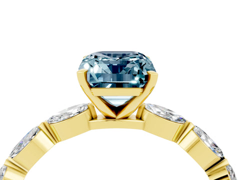 Yellow gold Emerald Cut Aquamarine Ring with Marquise Side Stones and Prong Setting_4