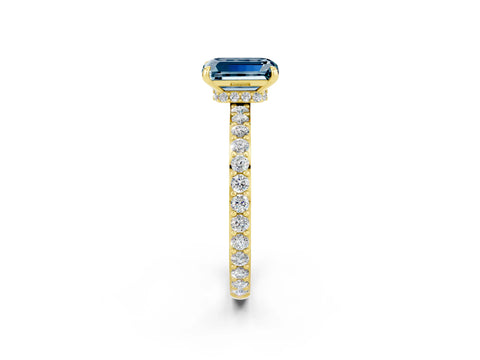 Yellow gold Emerald Cut Aquamarine Ring with Pavé Band and Four-Prong Setting_2