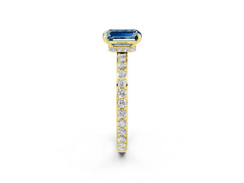 Yellow gold Emerald Cut Aquamarine Solitaire Engagement Ring with Pavé Band and Four-Prong Setting_2