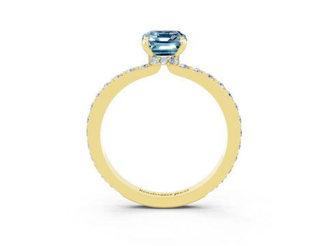 Yellow gold Emerald Cut Aquamarine Solitaire Engagement Ring with Pavé Band and Four-Prong Setting_3