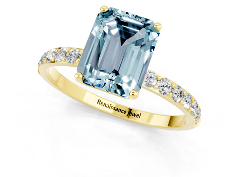 Yellow gold Emerald Cut Aquamarine Solitaire Engagement Ring with Pavé Band and Prong Setting_1