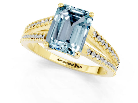 Yellow gold Emerald Cut Aquamarine Solitaire Engagement Ring with Split Shank Pavé Band_1