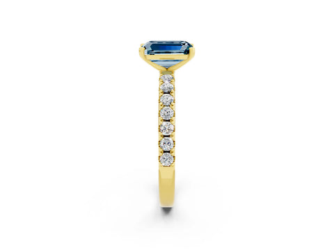 Yellow gold Emerald Cut Aquamarine Solitaire Pavé Band with Four-Prong Setting_2