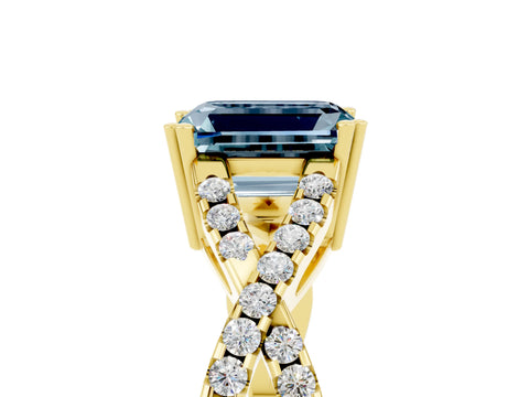 Yellow gold Emerald Cut Aquamarine Solitaire Ring with Four-Prong Setting and Twisted Pavé Band_5