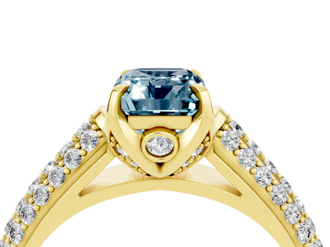 Yellow gold Emerald Cut Aquamarine Solitaire Ring with Three-Row Pavé Band and Four-Prong Setting_16