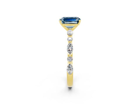 Yellow gold Emerald Cut Aquamarine Solitaire with Side Stones on a Pavé Band and Four-Prong Setting_2