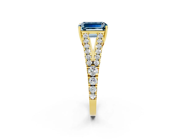 Yellow gold Emerald Cut Aquamarine Split Shank Pavé Engagement Ring with Four-Prong Setting