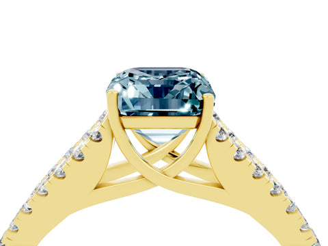 Yellow gold Emerald Cut Aquamarine Split Shank Pavé Engagement Ring with Four-Prong Setting_16