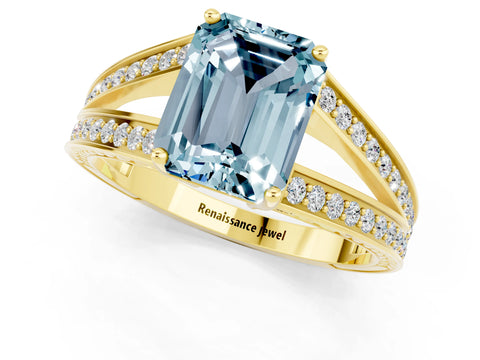 Yellow gold Emerald Cut Aquamarine Split Shank Ring with Pavé Band and Four-Prong Setting_1