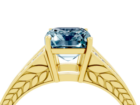 Yellow gold Emerald Cut Aquamarine Split Shank Ring with Pavé Band and Four-Prong Setting_4