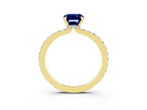 Yellow gold Emerald Cut Blue Sapphire Ring with Pavé Band and Four-Prong Setting_3