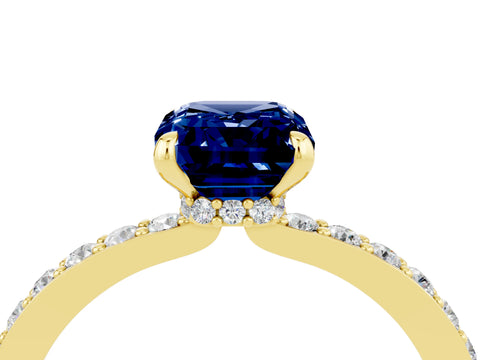 Yellow gold Emerald Cut Blue Sapphire Solitaire Engagement Ring with Pavé Band and Four-Prong Setting_4