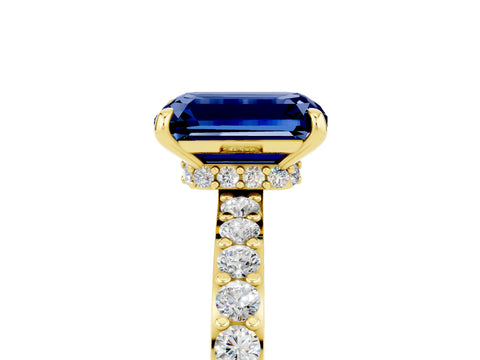 Yellow gold Emerald Cut Blue Sapphire Solitaire Engagement Ring with Pavé Band and Four-Prong Setting_5
