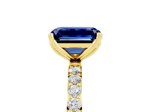 Yellow gold Emerald Cut Blue Sapphire Solitaire Engagement Ring with Pavé Band and Prong Setting_5