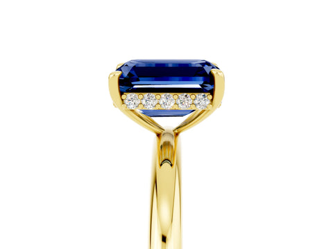 Yellow gold Emerald Cut Blue Sapphire Solitaire Ring with Thin Band and Four-Prong Setting_17