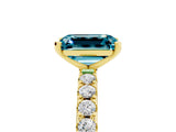 Yellow gold Emerald Cut Blue Topaz Solitaire Pavé Band with Four-Prong Setting_5