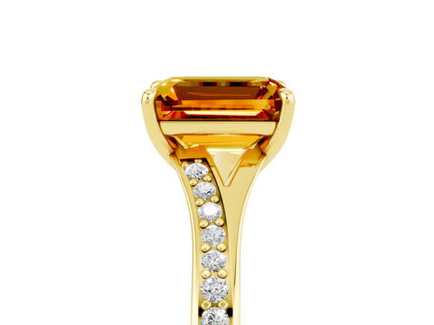 Yellow gold Emerald Cut Citrine Solitaire Ring with Pavé Band and Prong Setting_41