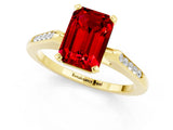 Yellow gold Emerald Cut Cut Channel Set Solitaire Engagement Ring with Four-Prong Setting_1