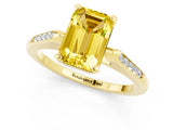 Yellow gold Emerald Cut Cut Channel Set Solitaire Engagement Ring with Four-Prong Setting_1