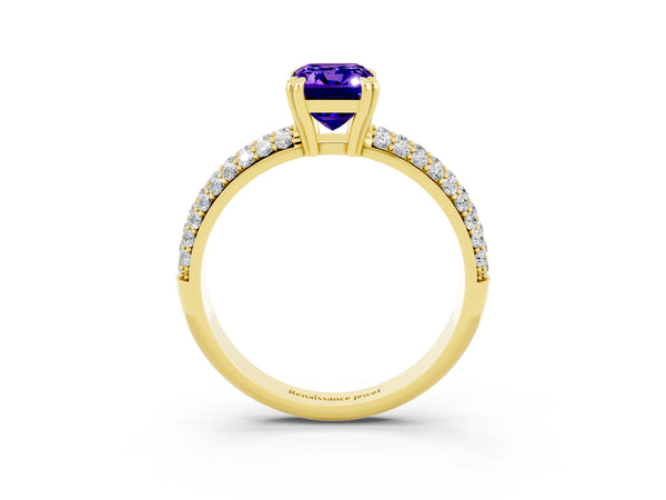Yellow gold Emerald Cut Tanzanite Vintage Milgrain Ring with Round  Stations