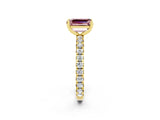 Yellow gold Emerald Cut Cut Diamond Pavé Band with Four-Prong Setting_2