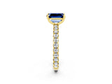Yellow gold Emerald Cut Cut Diamond Pavé Band with Four-Prong Setting_2
