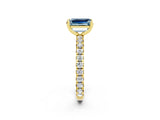Yellow gold Emerald Cut Cut Diamond Pavé Band with Four-Prong Setting_2