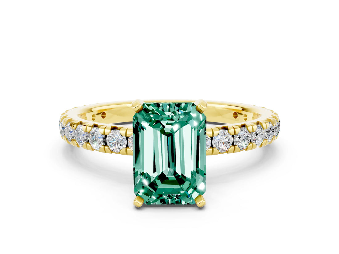 Yellow gold Emerald Cut Cut Diamond Pavé Band with Four-Prong Setting