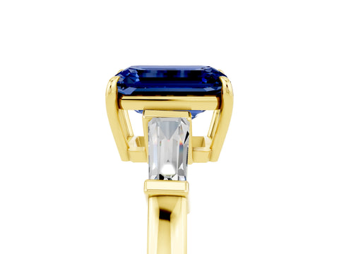 Yellow gold Emerald Cut Cut Diamond Ring with Tapered Baguette Side Stones in Four-Prong Setting_5
