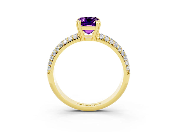 Yellow gold Emerald Cut Amethyst Solitaire Ring with Multi-Row Round Pavé Band and Prong Setting