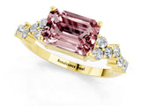 Yellow gold Emerald Cut Diamond Cluster Pavé Band with Four-Prong Setting_1