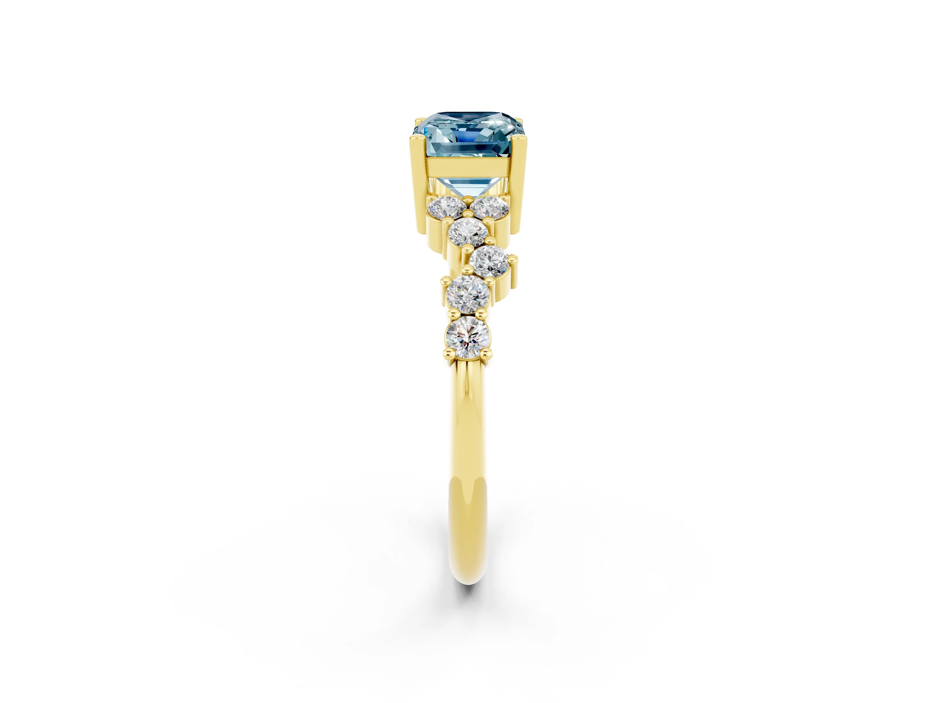 Yellow gold Emerald Cut Diamond Cluster Pavé Band with Four-Prong Setting_2