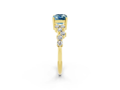 Yellow gold Emerald Cut Diamond Cluster Pavé Band with Four-Prong Setting_2