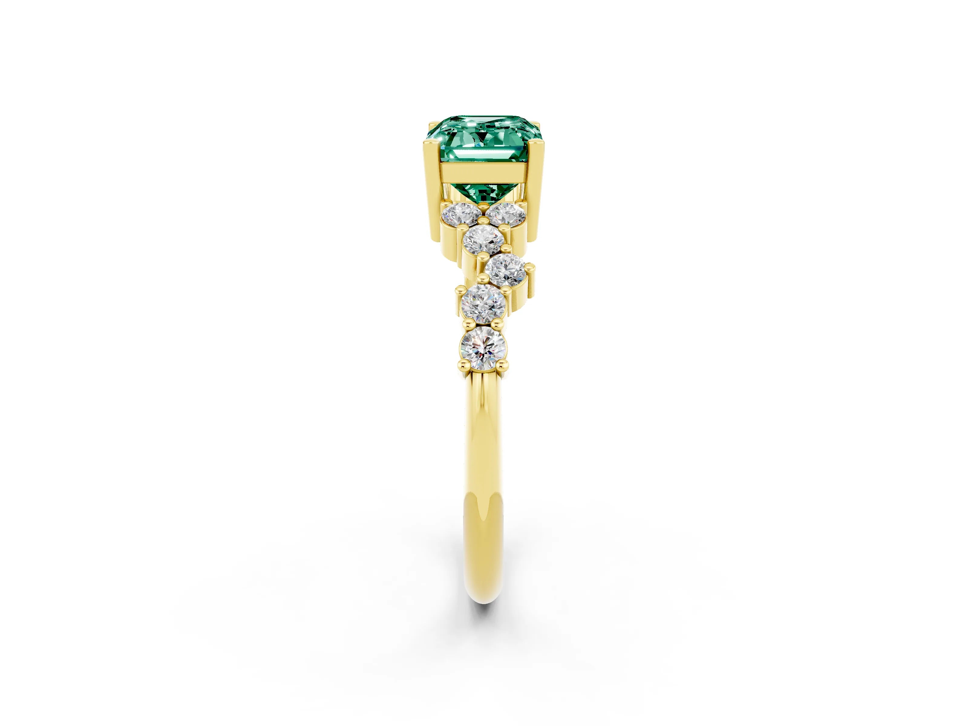 Yellow gold Emerald Cut Diamond Cluster Pavé Band with Four-Prong Setting_2