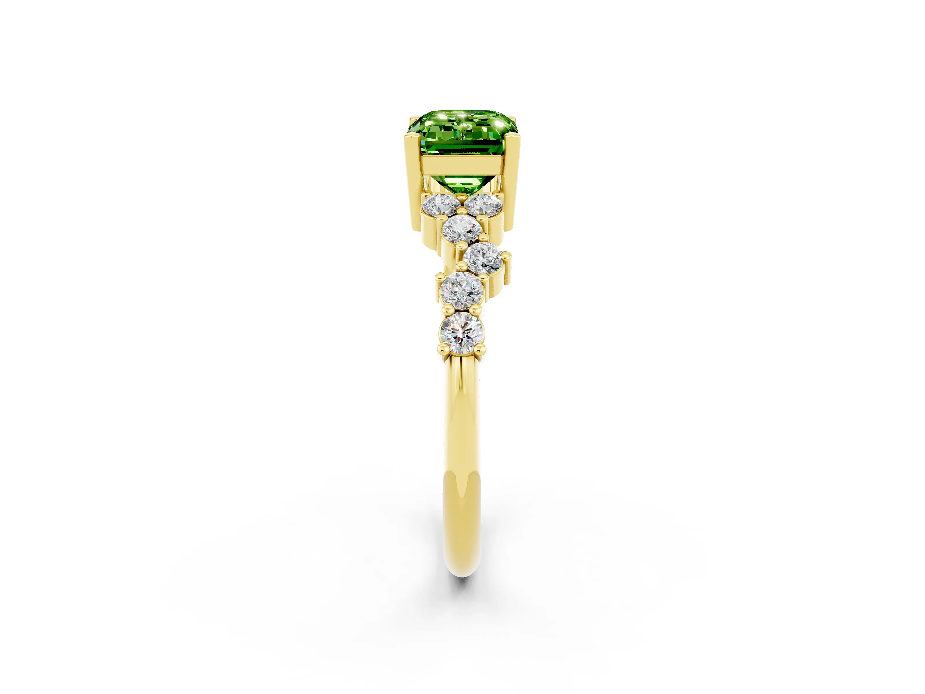 Yellow gold Emerald Cut Diamond Cluster Pavé Band with Four-Prong Setting_2