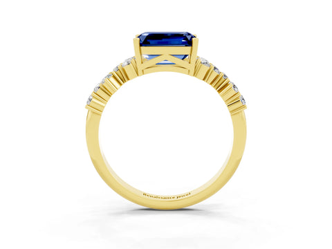 Yellow gold Emerald Cut Diamond Cluster Pavé Band with Four-Prong Setting_3