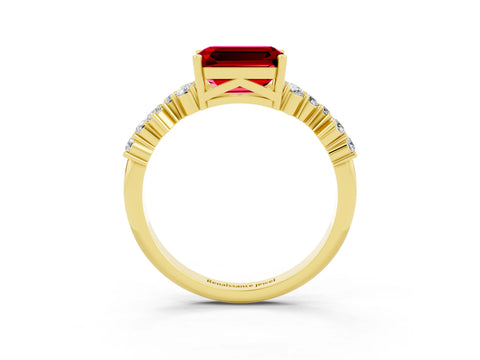 Yellow gold Emerald Cut Diamond Cluster Pavé Band with Four-Prong Setting_3